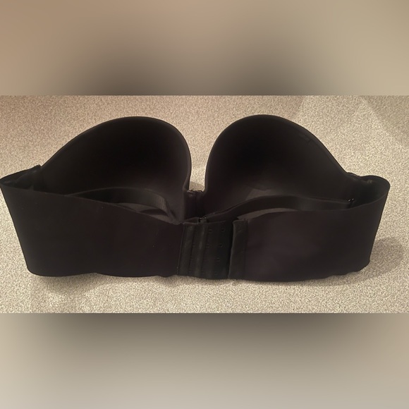 Luvlette Black Strapless Bra Size C40 - Picture 5 of 13